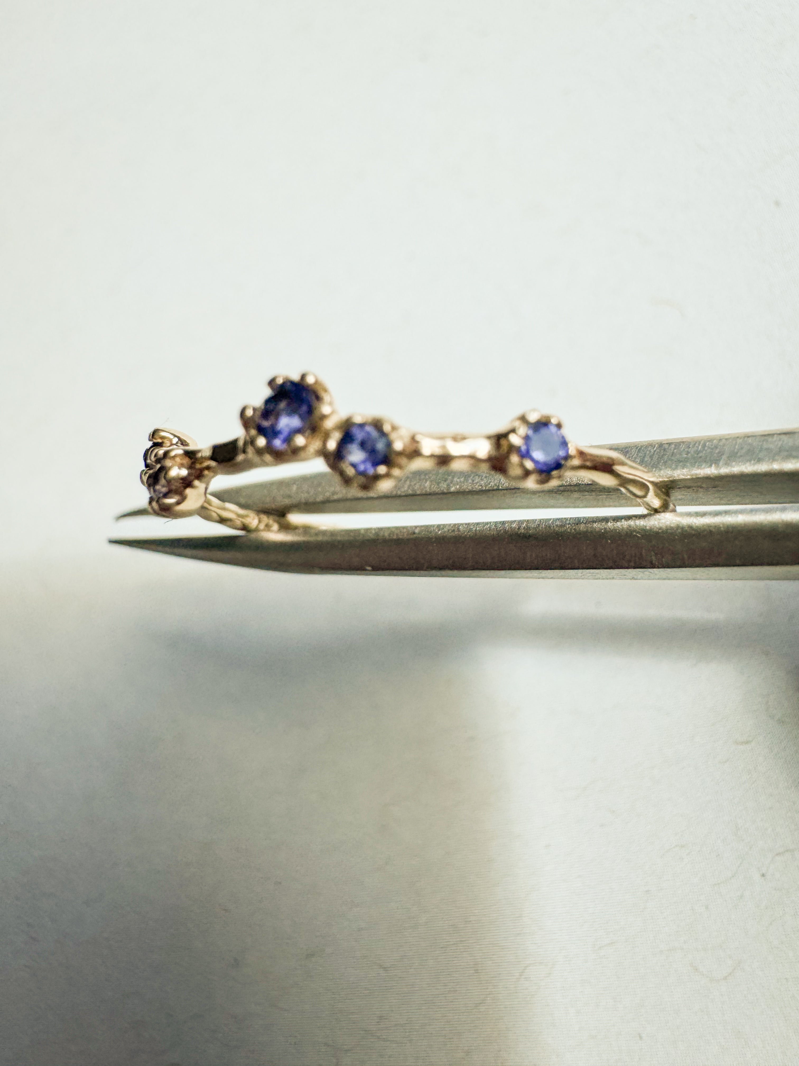 18ct Gold-Plated Sterling Silver Ring with Iolite stones