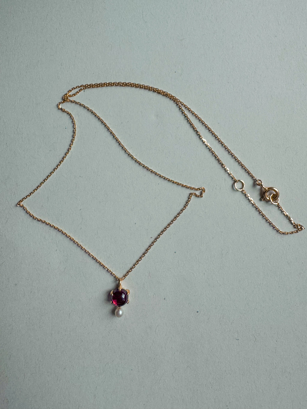 Majestic 18ct gold-plated silver necklace with garnet and pearl